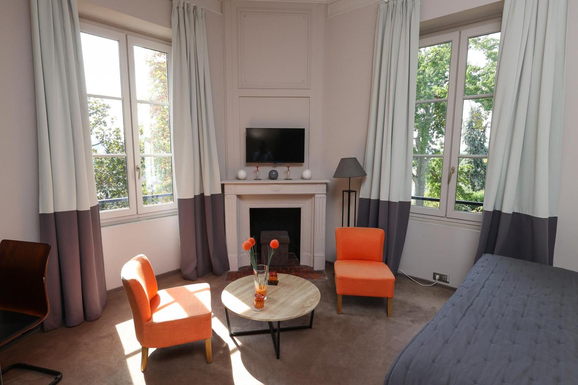 Château de Lacan Brive-la-Gaillarde Extérieur photo
